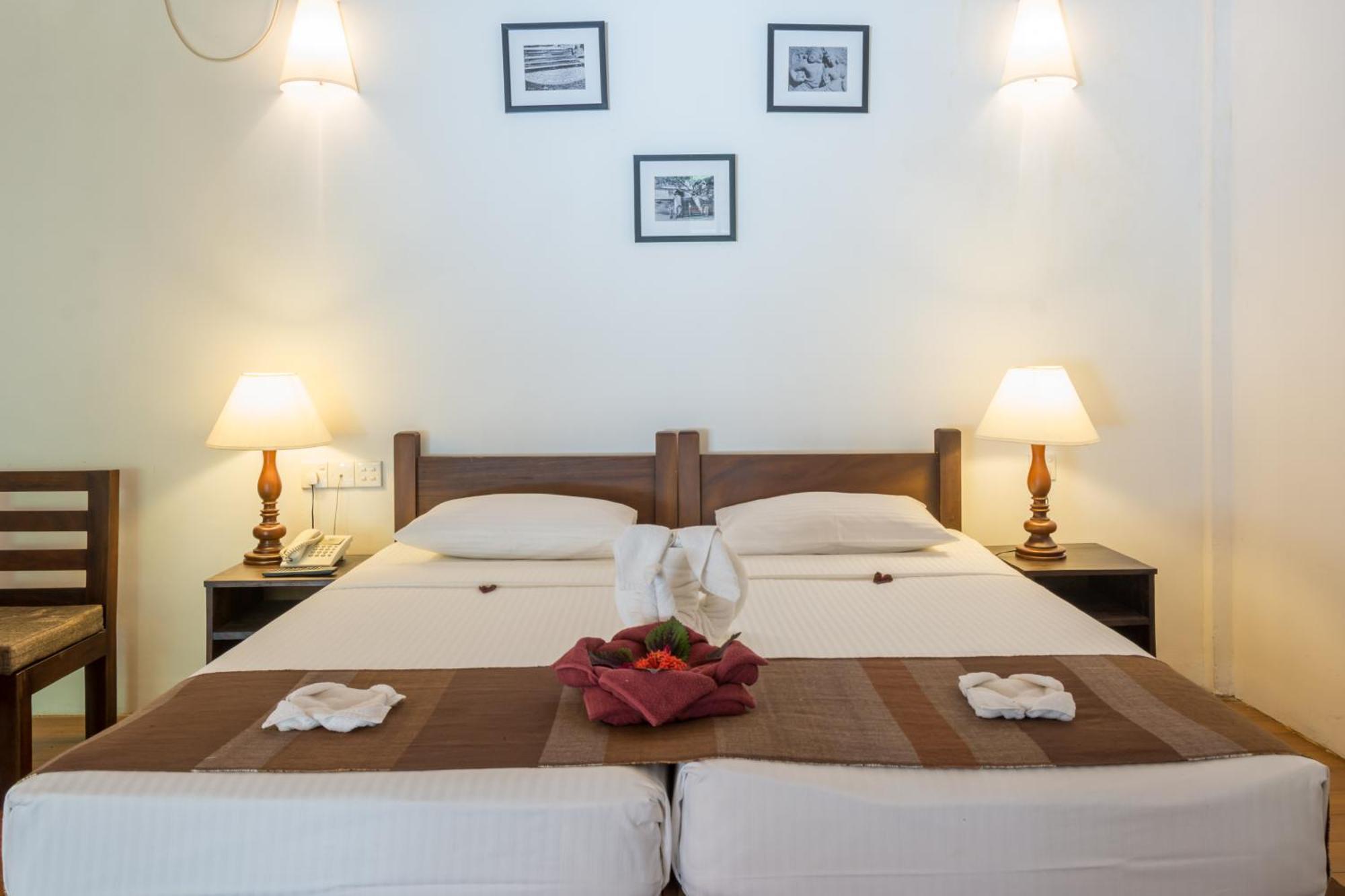 The Sanctuary At Tissawewa Hotel Anuradhapura Exterior foto