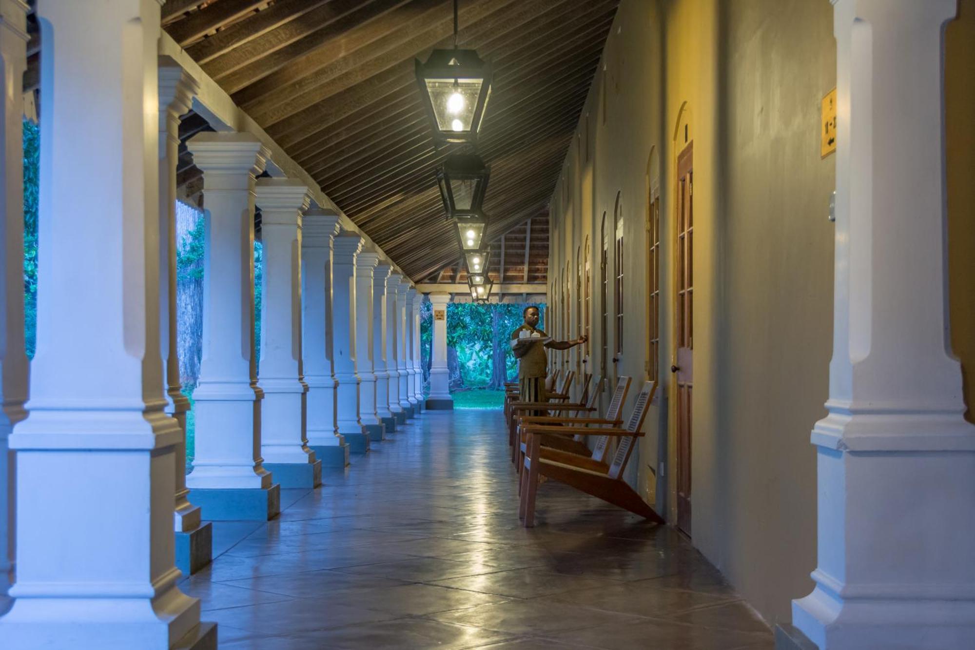 The Sanctuary At Tissawewa Hotel Anuradhapura Exterior foto